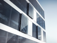 GEZE entre dans le monde KNX